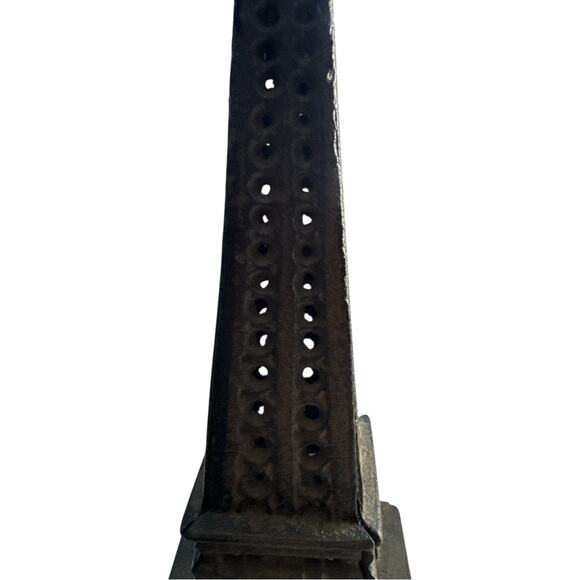 Vintage Cast Iron Eiffel Tower Tabletop Standing Figure - Picture 8 of 10